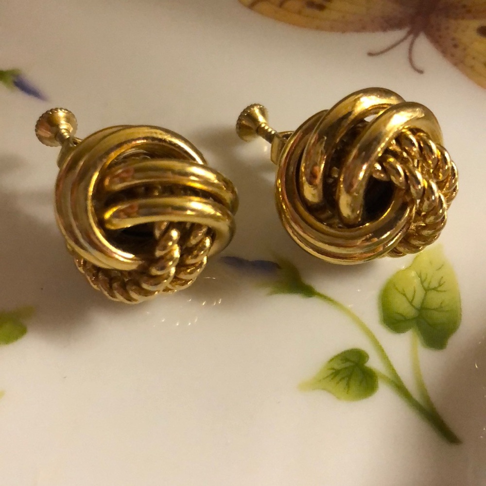 Vintage gold clip on